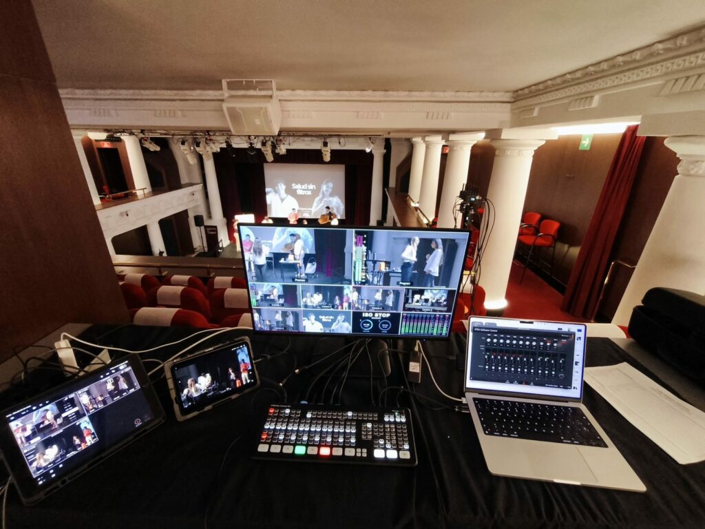 Realización multicámara de un espectáculo en el teatro de la Fundación Cajasol en Sevilla